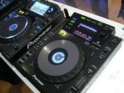 2x Pioneer CDJ-2000MK3  1x DJM-800 MIXER DJ PACKAGE ..... $ 2, 800 